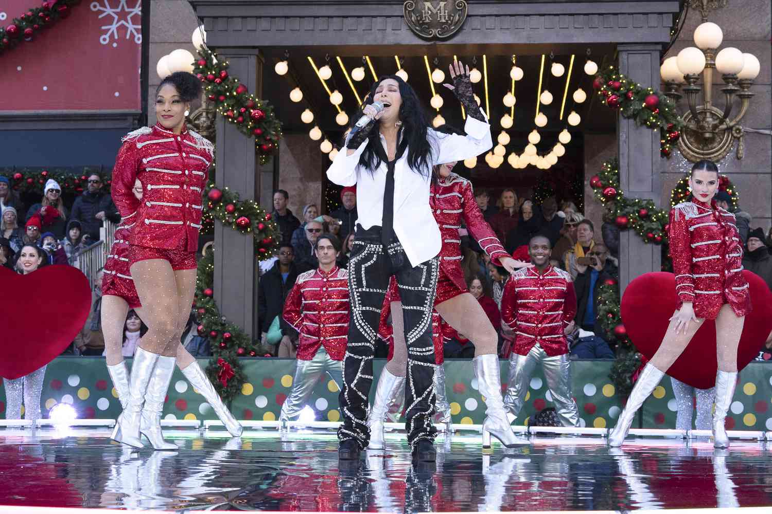 Cher Brings Festive Holiday Cheer to Macy’s Thanksgiving Day Parade with New Christmas Song